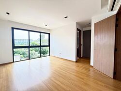 Sembawang Straits Estate (D27), Terrace #617678011